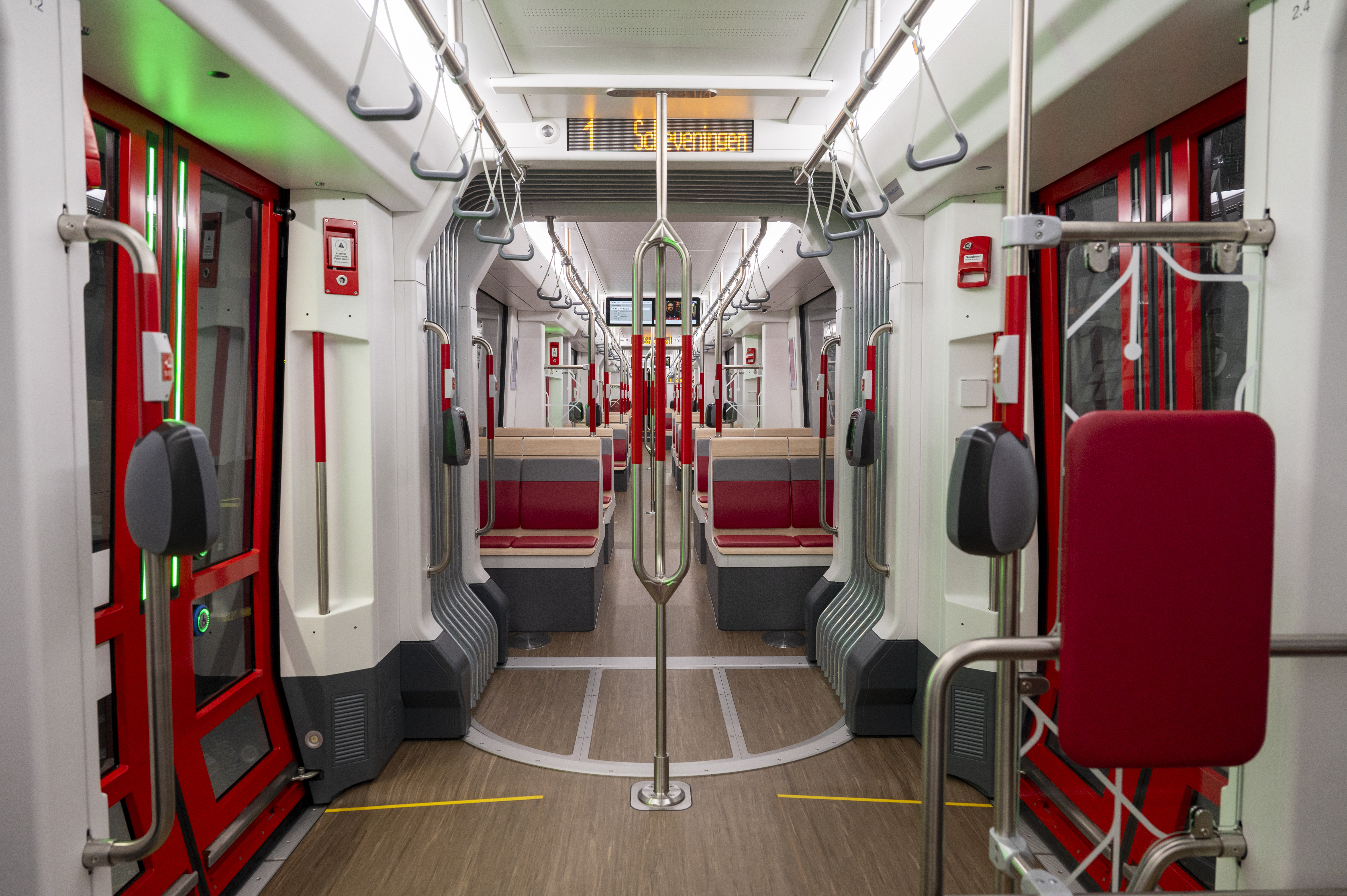 Een doorkijkje in de nieuwe TINA-tram
